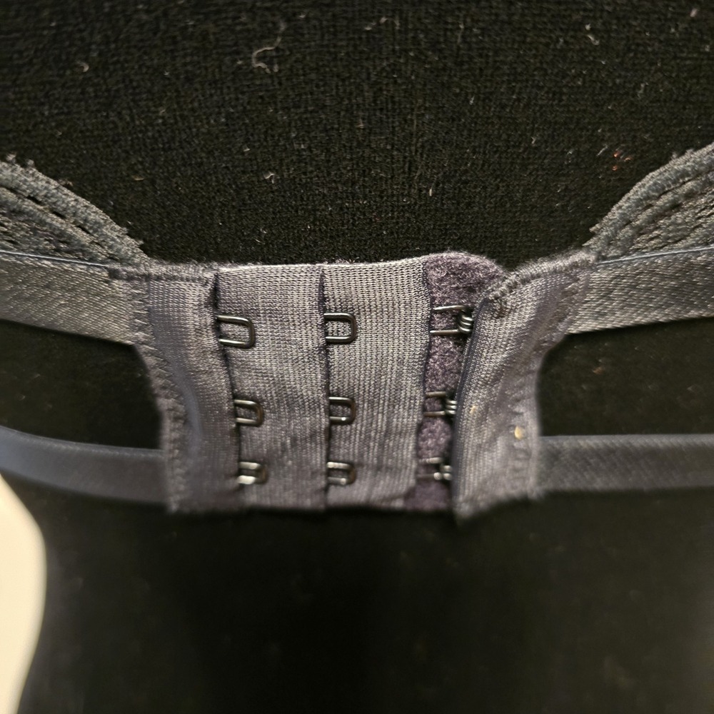 Lace Plunge Bra Unlined Wireless Everyday Comfort Bra 34C NWT Pretty - Picture 6 of 7